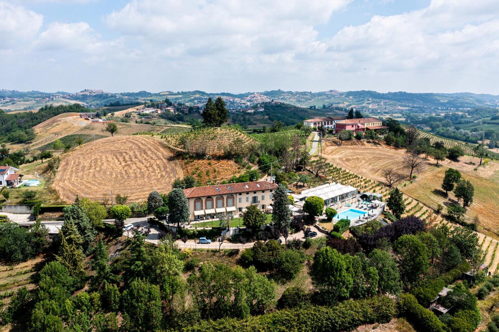 Locanda Del Boscogrande Montegrosso dʼAsti Exterior foto