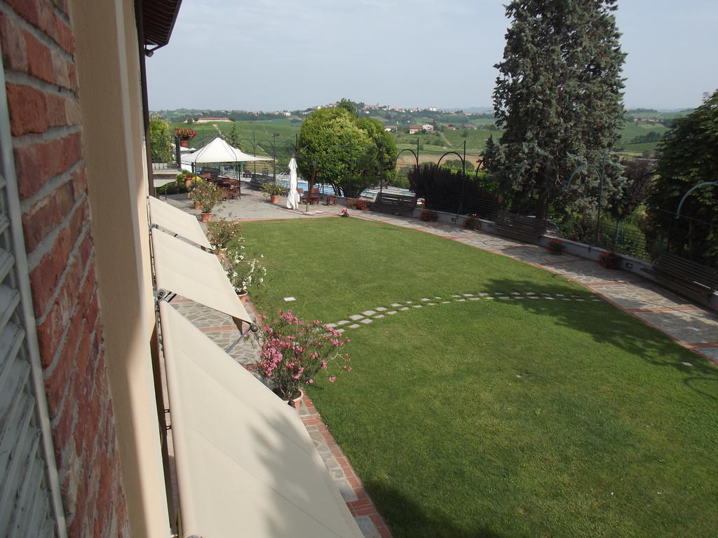 Locanda Del Boscogrande Montegrosso dʼAsti Exterior foto